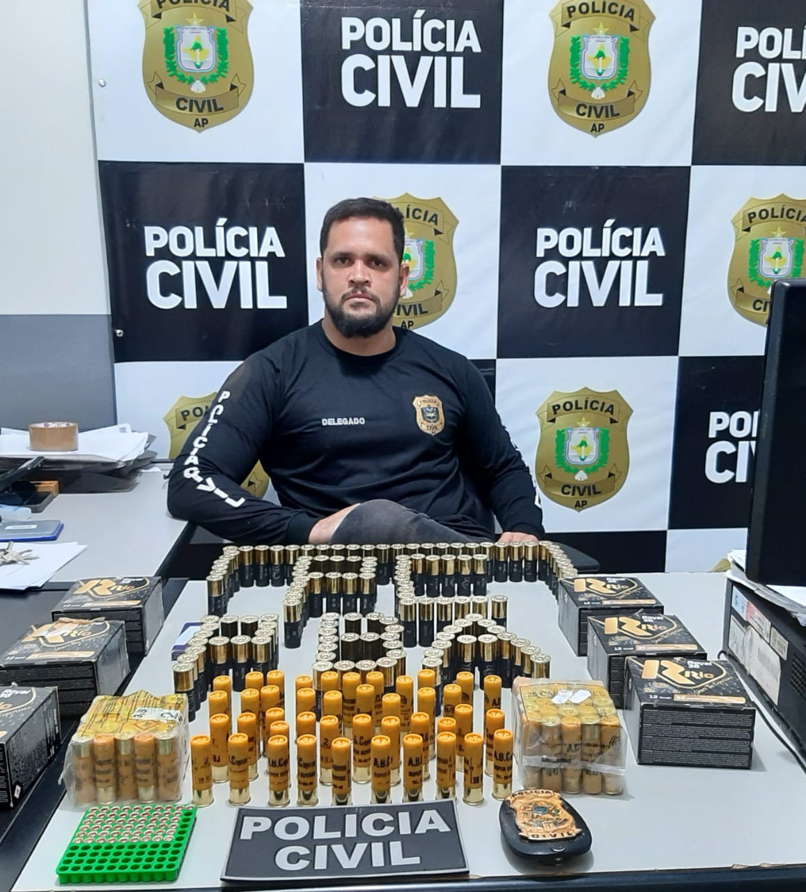 POLÍCIA CIVIL PRENDE HOMEM QUE COMERCIALIZAVA MUNIÇÕES ILEGALMENTE EM PEDRA BRANCA DO AMAPARI